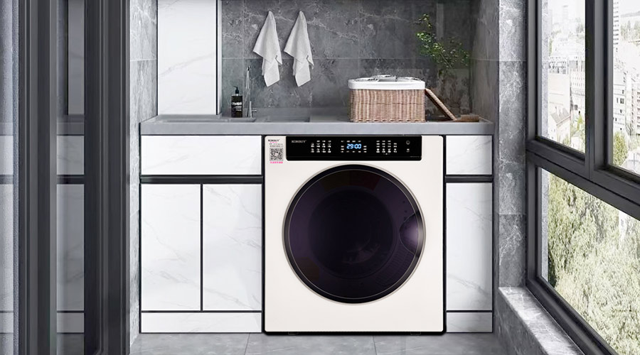 陽臺(tái)改成休閑區(qū)，但如何曬衣服？衣物護(hù)理機(jī)廠家來解答